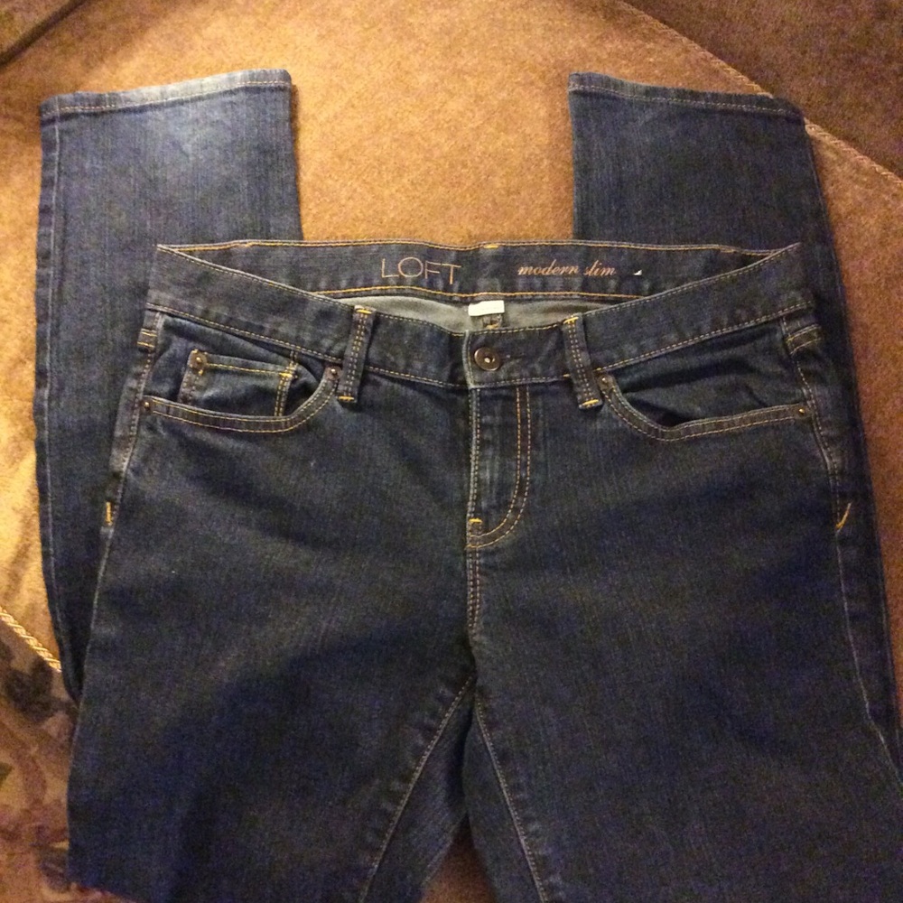 Ann Taylor straight legg modern fit jeans size 6